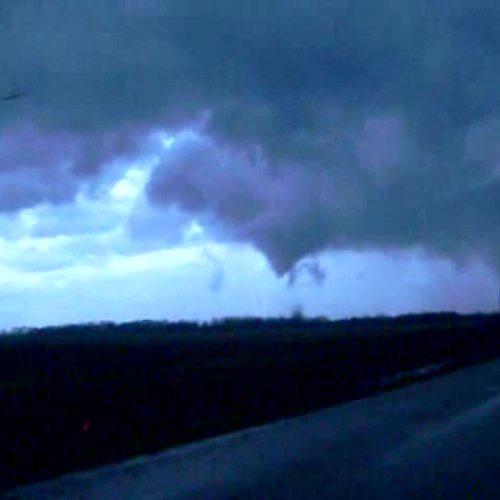 Tornado forming in Mason TN