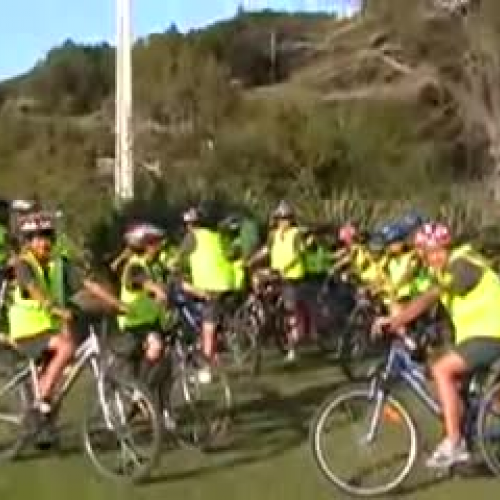 waiheke cycle tour