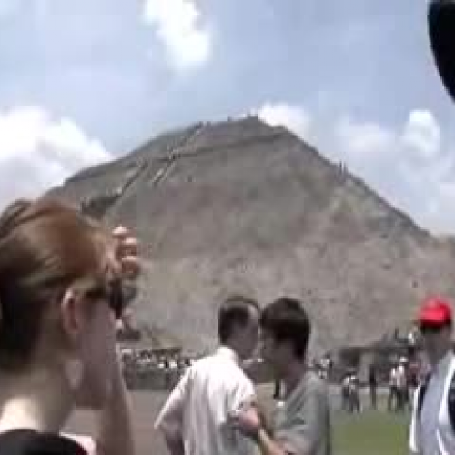 Teotihuacan 2007 - La piramide del Sol