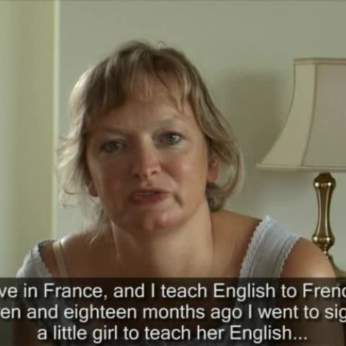 Karen Teaching French children Cued Speech
