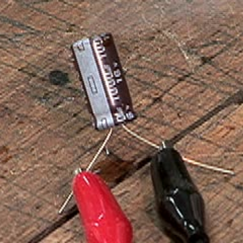 capacitor_explosion1