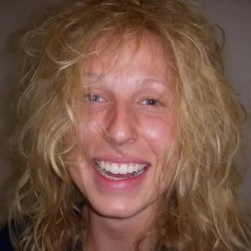 Carrie\'s Scary Hair