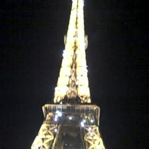 Eiffel tower sparkle