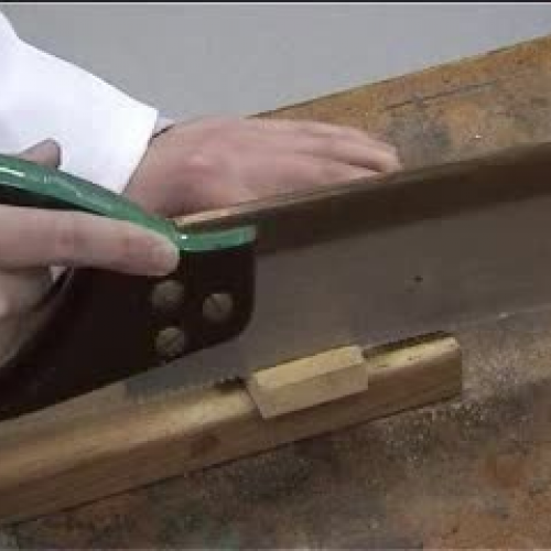 How to use a tenon saw