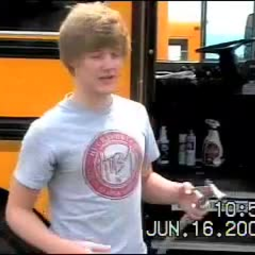 How To Wash a School Bus