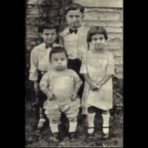 LORRAINE SWYDEN EDWARDS