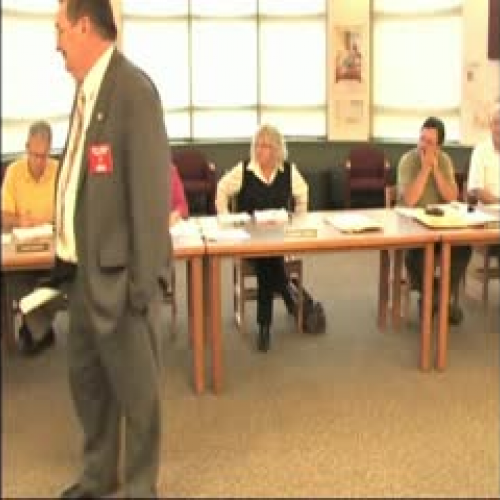 Students accept Excellent banner