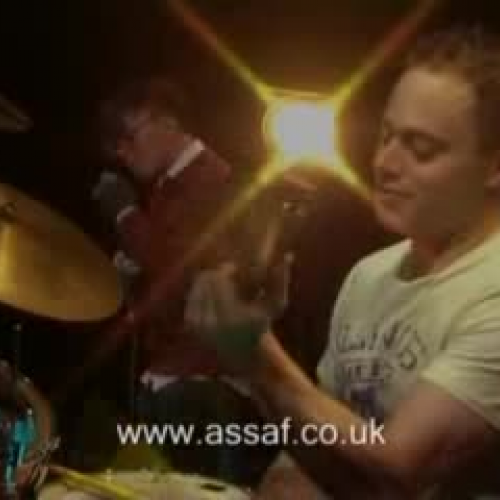 Human Beatbox meets Drum Solo artist Assaf Se