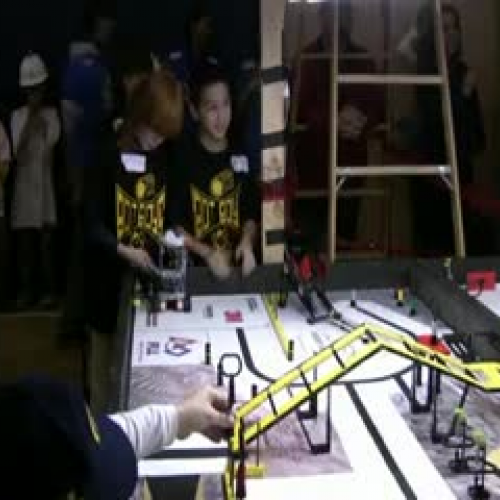 Bot Boys win Performance Award at Seattle FLL