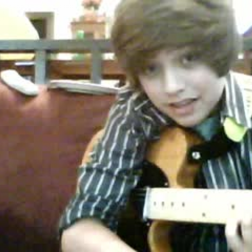 bennett on guitar head