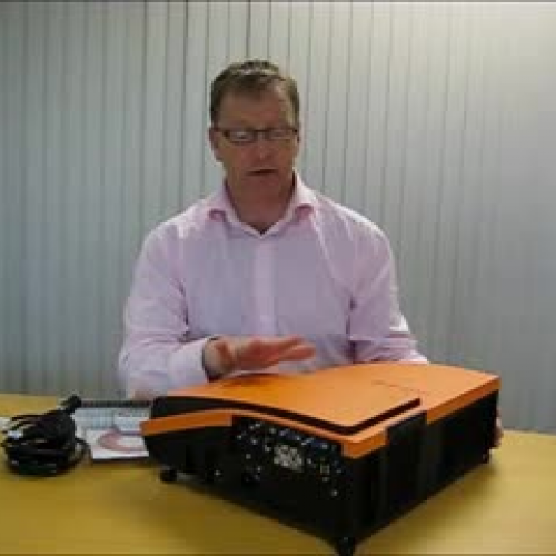 Short throw projector