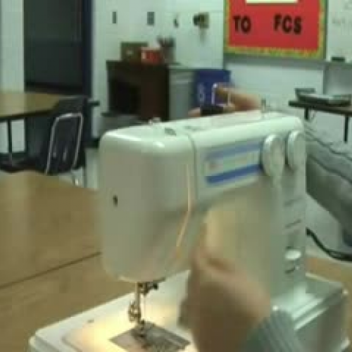 How to Thread the Sewing Machine