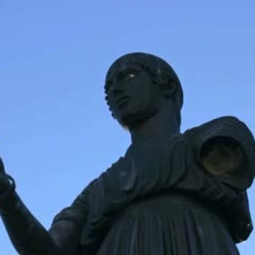 &quot;Charioteer of Delphi&quot; (5th Century