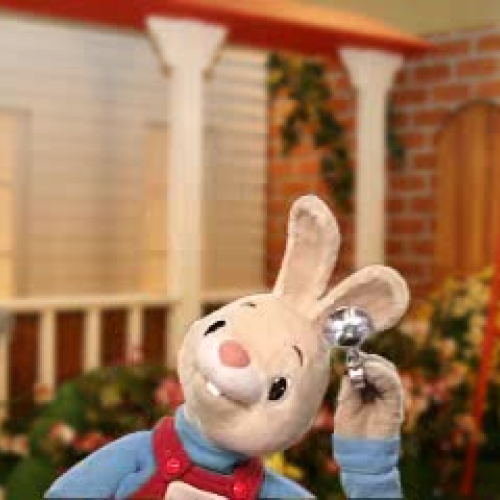 Happy Thanks Giving From BabyFirstTV.com