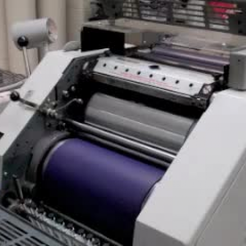 Mounting a printing plate on press