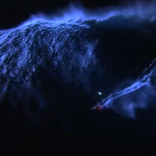 Mark Visser Rides JAWS (Peahi), Hawaii at Nig