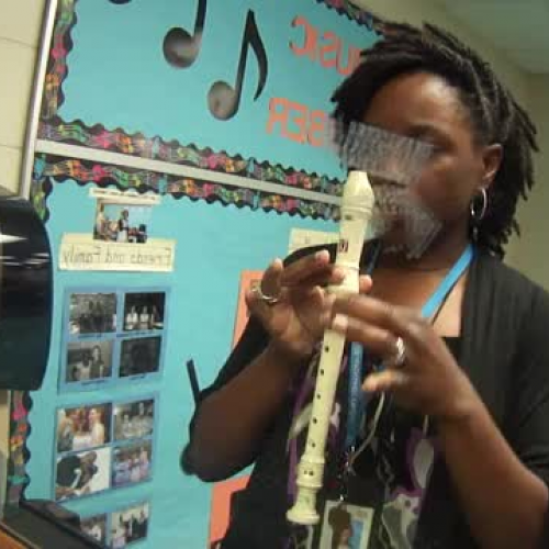 How To Hold A Recorder