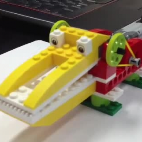 Alligator with Legos