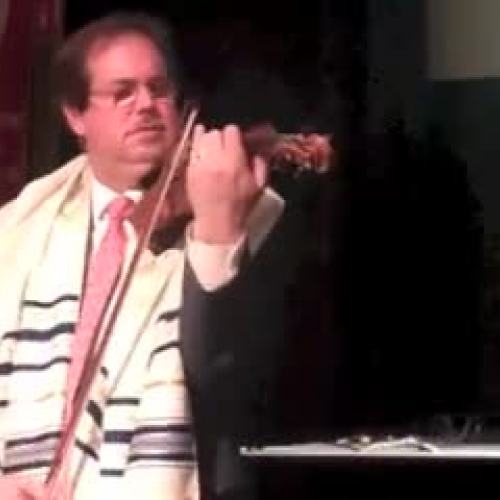 Violinist Plays For Jewish High Holy Feast Da