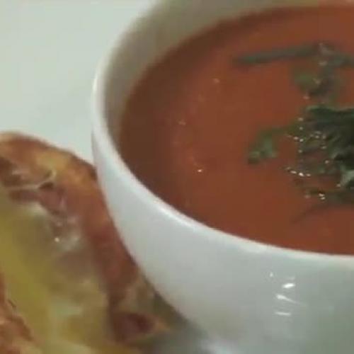 How to make grilled cheese and tomato bisque