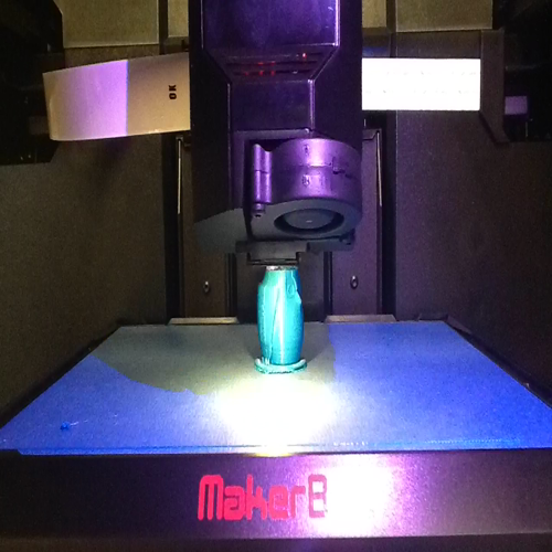 printing an owl (designed in Wings 3D) on the Makerbot