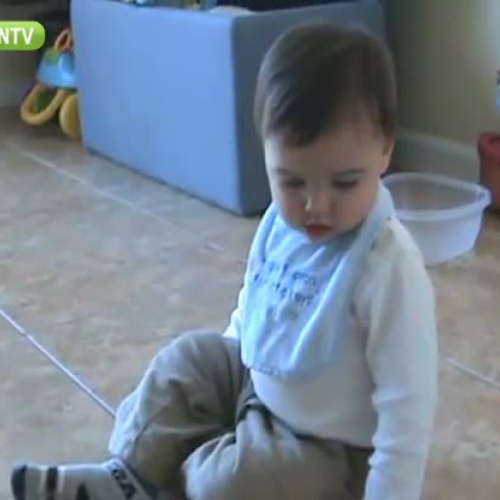 Bebeklik döneminde otizmin belirtileri nelerdir?