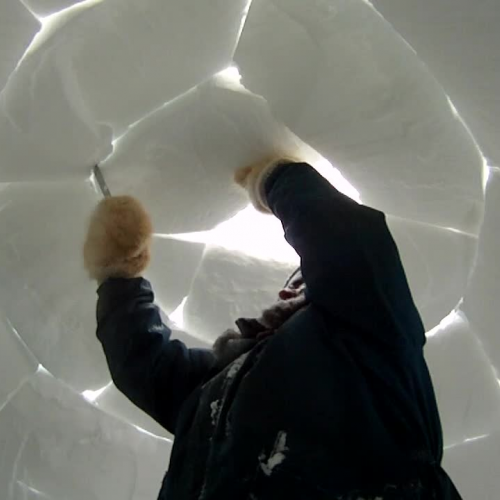 Building an Igloo: The Last Block