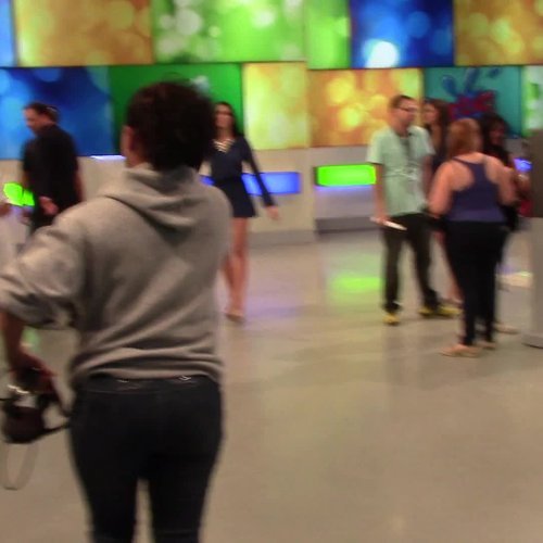 Nos muestran esenografía de GANA CON GANAS ,en WAPA TV 