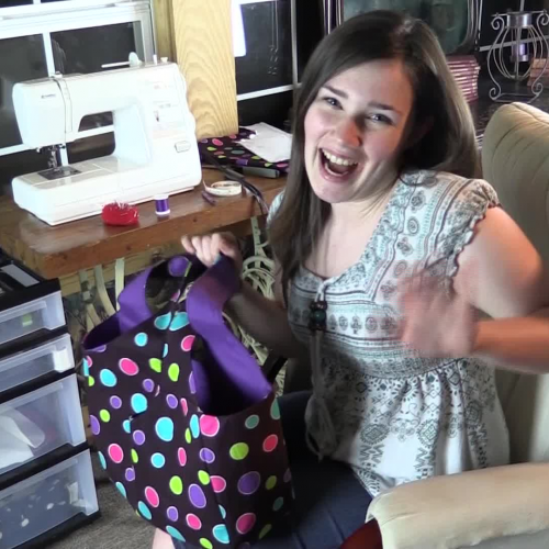Caitlyn's How to Make a Purse Video