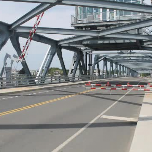 stevenlevymath: Portsmouth, NH, Vertical Lift Memorial Bridge