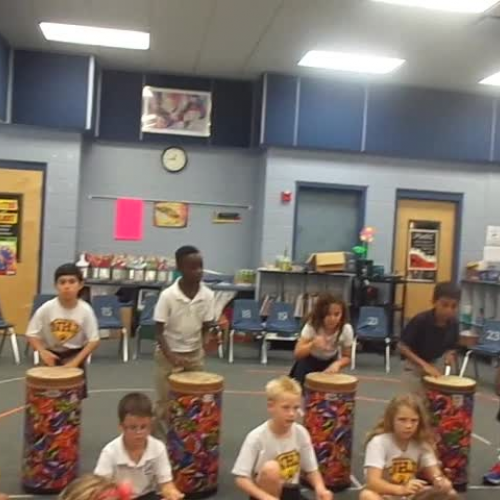 15-16 Ms. Lewis' (Ms. Odom) 2nd grade class "It's May" by Kriske/DeleLles