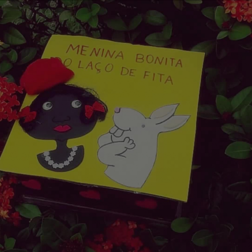 Menina do Laço de Fita