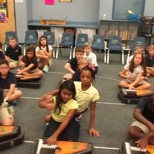 16-17 Ms. Hubner's 4th grade class "Are You Sleeping?" autoharp