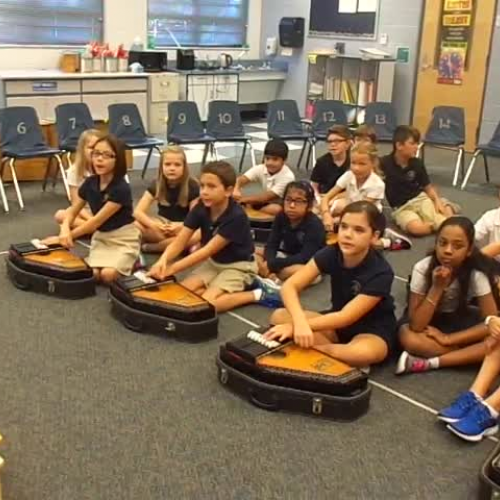 16-17 Ms. Mickel's 4th grade class "The Wheels on the Bus" autoharp