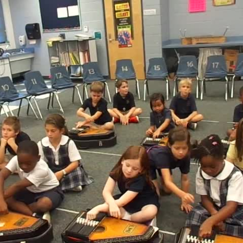 16-17 Ms. Lewis' 2nd grade class "Are You Sleeping?" autoharp