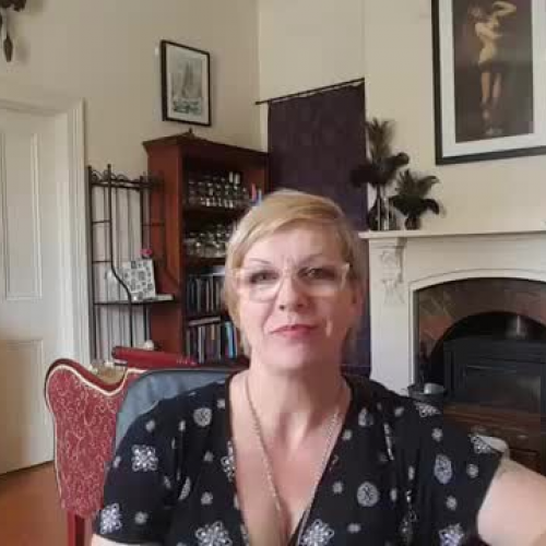 What to expect from a bone reading- The Astrology Parlour