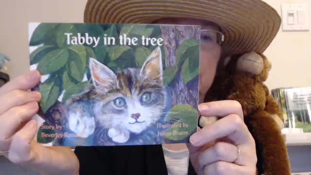 Tops the Monkey Presents...Short Read Aloud (Pre-K - 1st) Tabby in the Tree