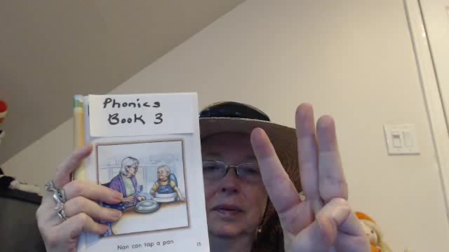 Story 3 Lesson 3: Learning to Read with Phonics