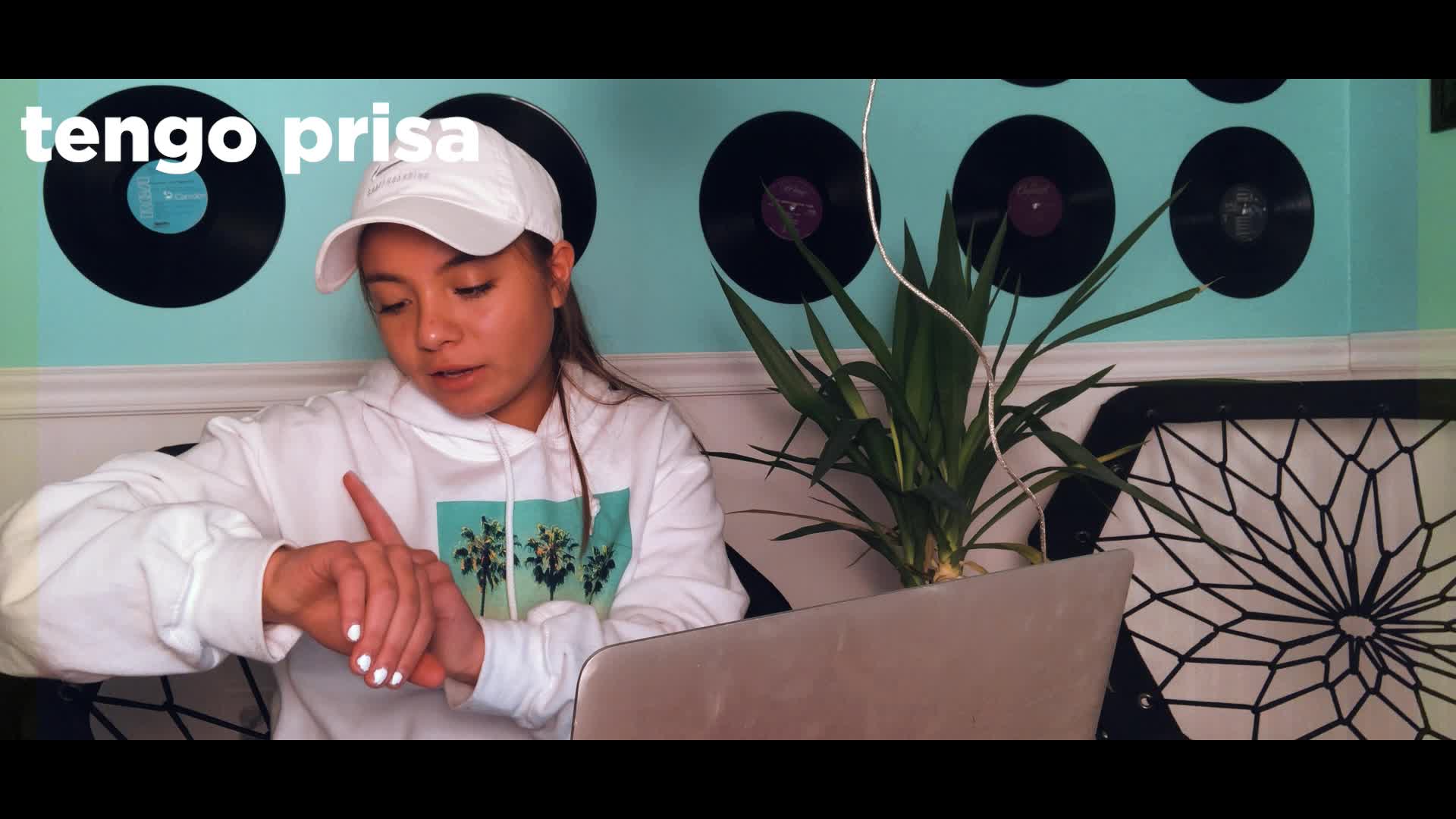 Gestures for Visual Presentation